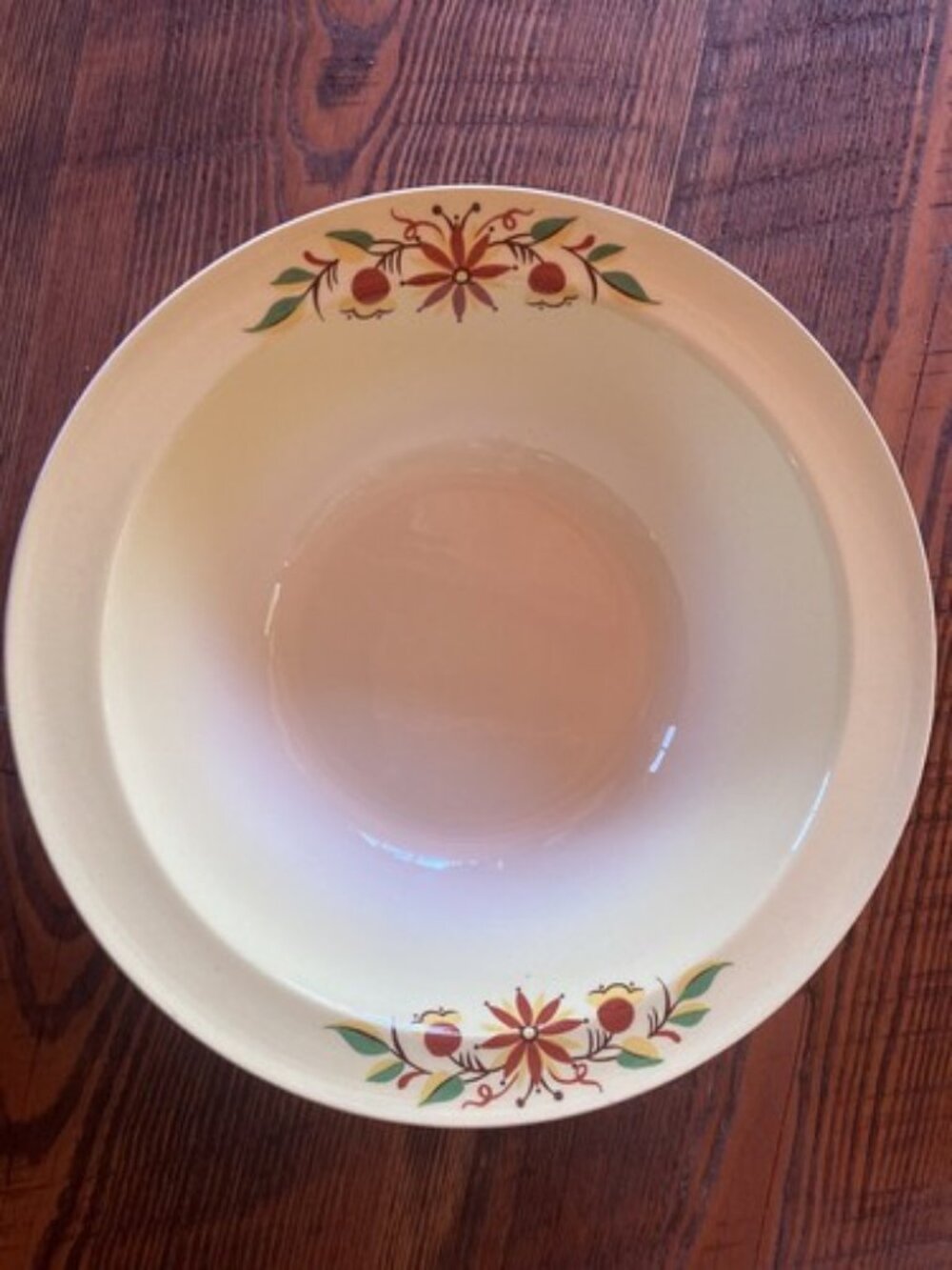Serving BowlTaylor Smith Taylor‎ Swiss Provincial 8 3/4” Yellow Antique 1952